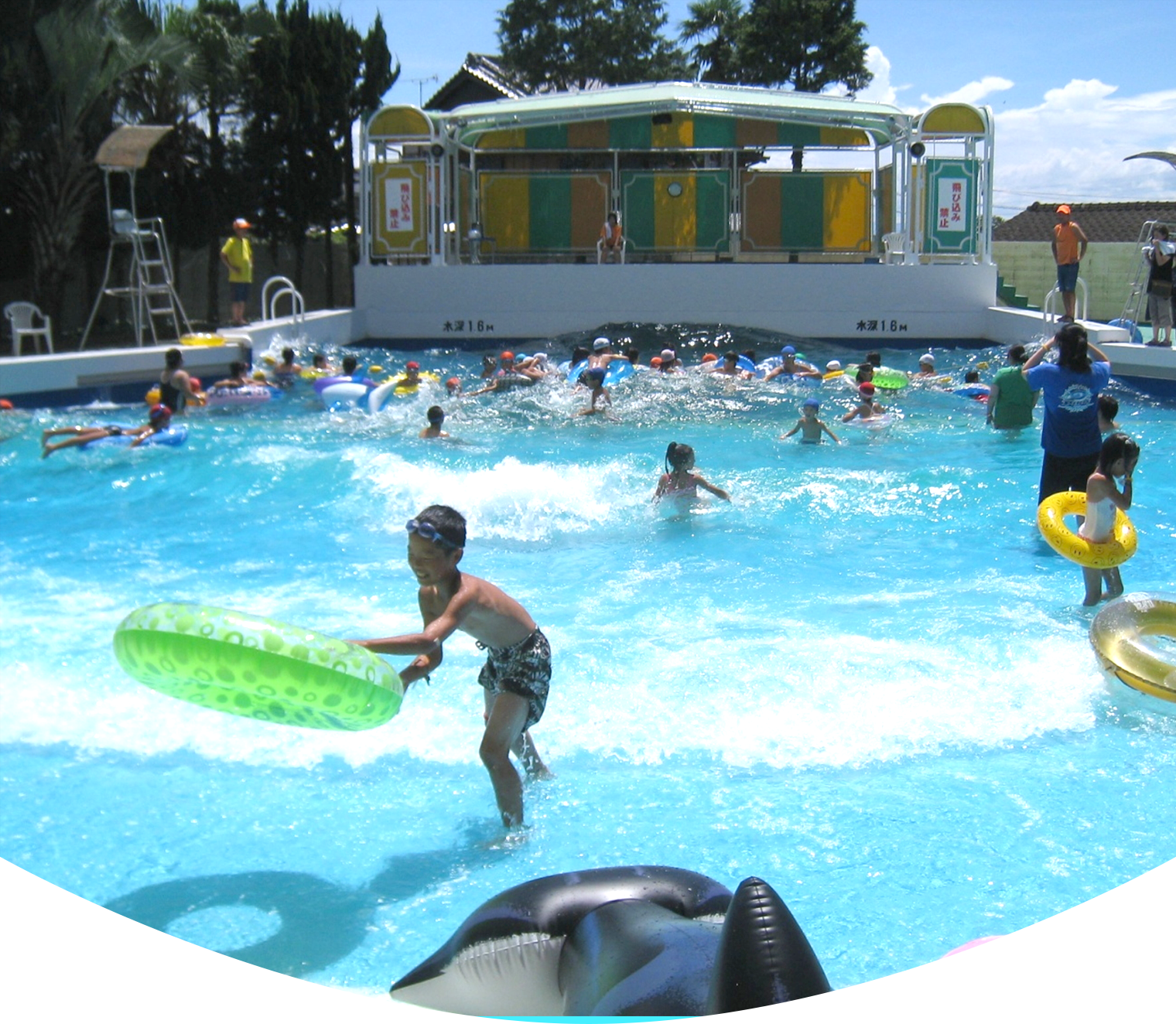 夏だ！プールだ！龍登園のプール