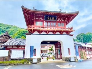 武雄温泉まで50分